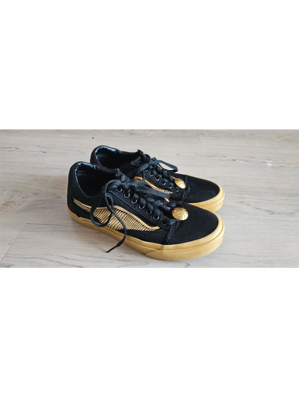 Harry Potter Vans Black and Gold Sneakers Size 9